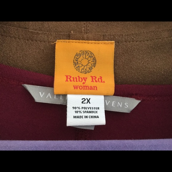 Plus Size Burgundy Tunic & Suede Vest 2X & 3X - Picture 6 of 6